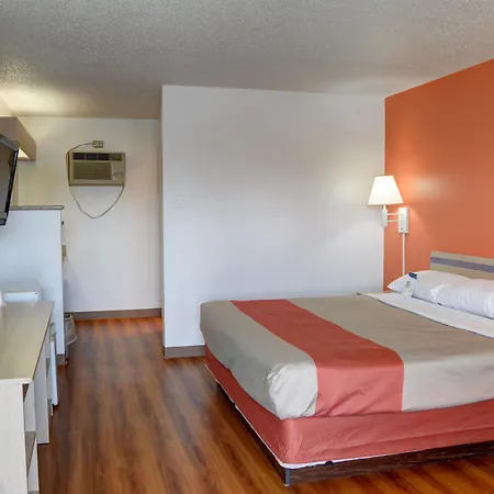 Motel 6-Bend, Or-2