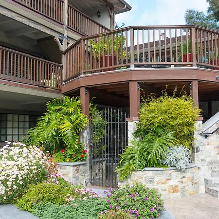 Coachman'S Inn, A Four Sisters Inn-2