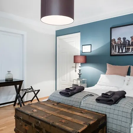 Freyja Guesthouse & Suites-2