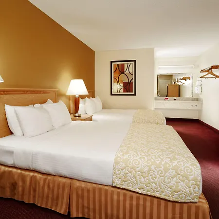 Whispering Hills Inn-3