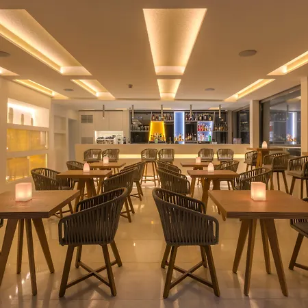 Central Hotel-2