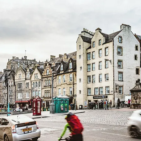 Grassmarket Hotel-3