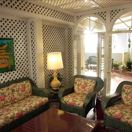 Pine Inn - Carmel-2