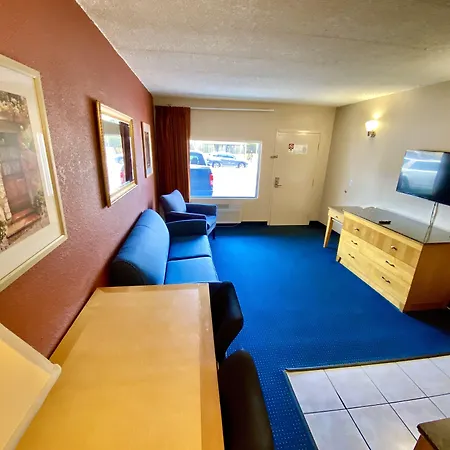 Breeze Inn & Suites, Virginia Beach-2