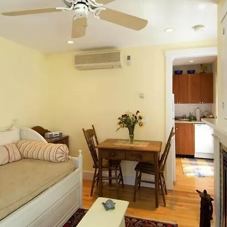 Revere Guest House-3
