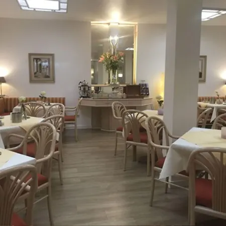 City Hotel Duesseldorf-3