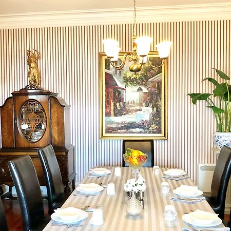 Balmoral House Bed & Breakfast-3