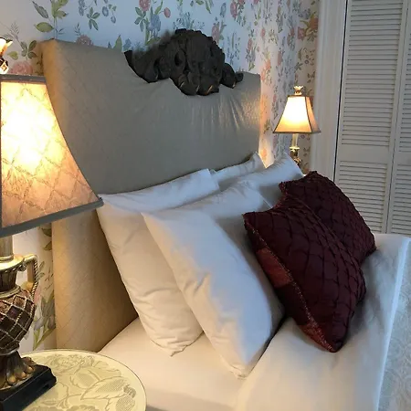 Balmoral House Bed & Breakfast-2