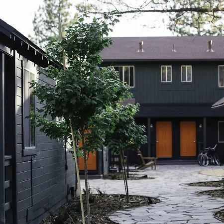 Noon Lodge-2