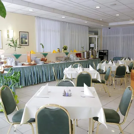 Hotel Bara Junior-2