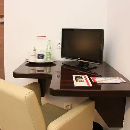 Helvetia Rooms - Self Check-In-2