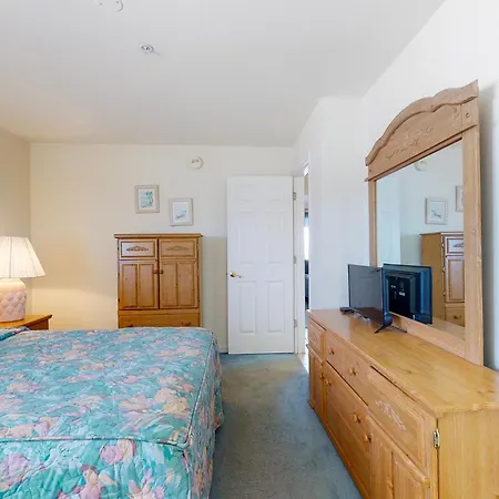 Harbour Towne 204A-3
