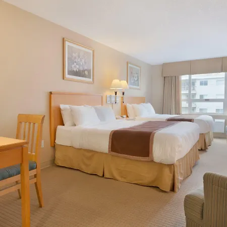 Ramada By Wyndham Nanaimo-3