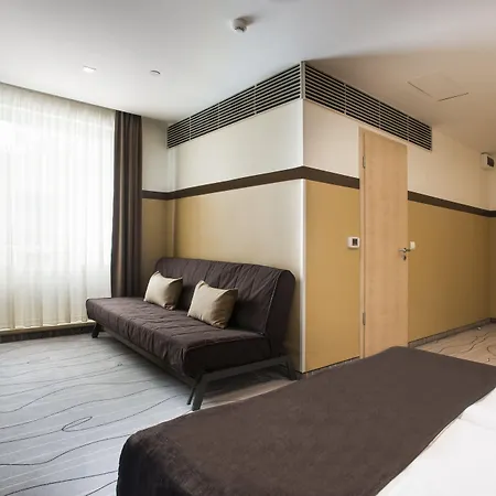 Promenade Hotel By Mellow Mood Hotels-3