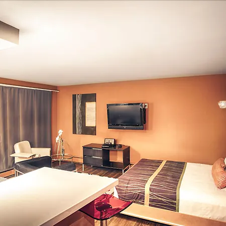 Nuvo Hotel Suites For Residence-2