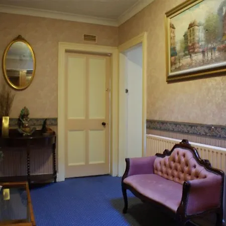 Wards Hotel-3