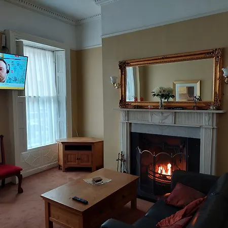 Parkway Guesthouse-3