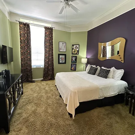 Old Capitol Inn-3