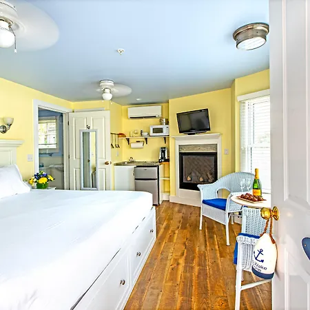 Admiral'S Landing (Adults Only)-3