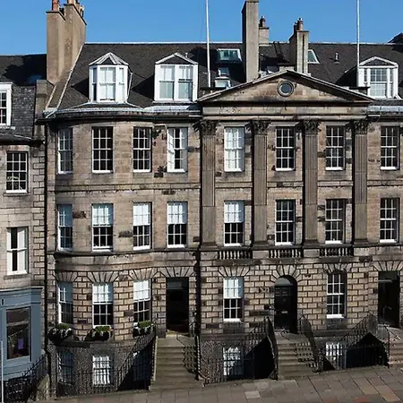Edinburgh Townhouse-2