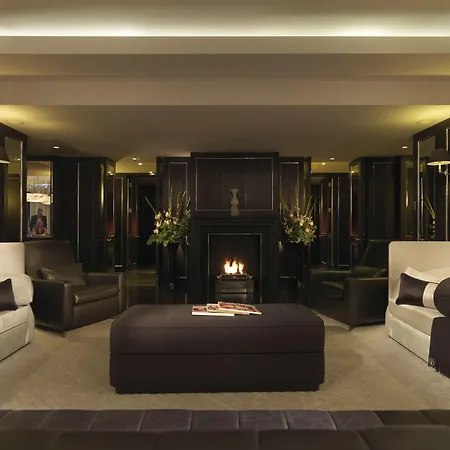 Grosvenor House Suites-2