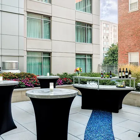 Courtyard By Marriott Washington, D.C./Foggy Bottom-2