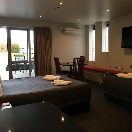 Autoline Motel Queenstown-2