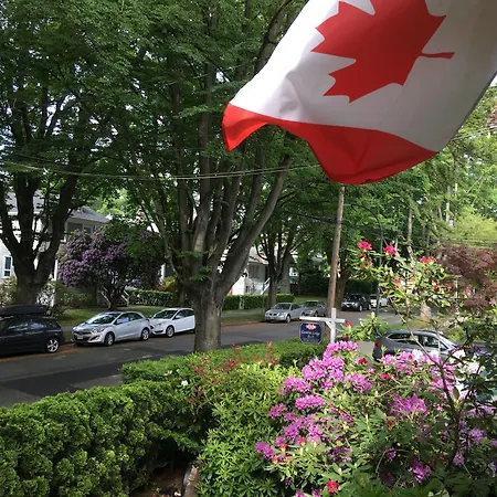 Cambie Lodge-2