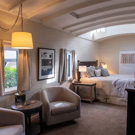 Napa Valley Railway Inn-2