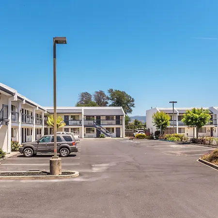 Goodspring Motel-3