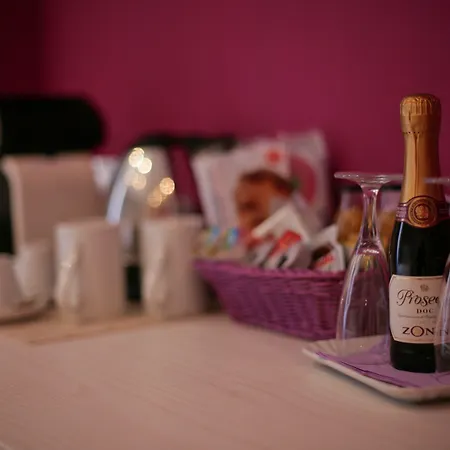 Five Rooms Rome Guesthouse-2
