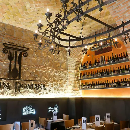 Alessandro Palace & Bar-2