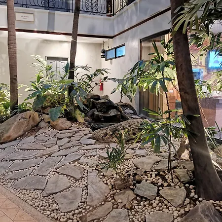 Casa Leticia Business Inn-2