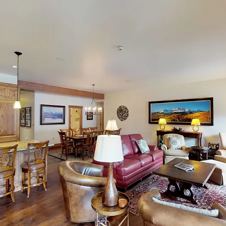 Destination Resorts Vail-2