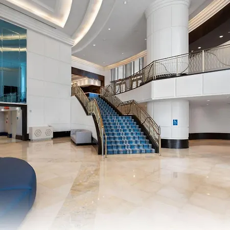 Fontainebleau Resort Ocean Plus Bay View W Balcony-3