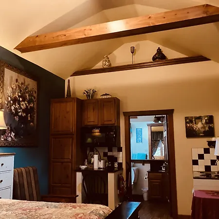 All Seasons Treehouse Village-2