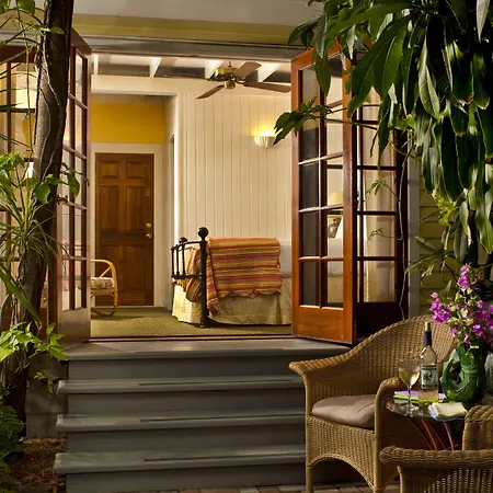 Tropical Inn-2