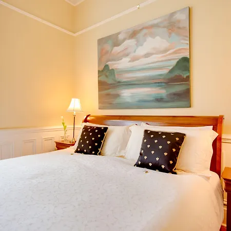 Fairholme Manor Inn-3