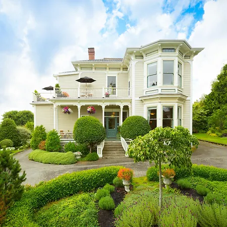 Fairholme Manor Inn-2