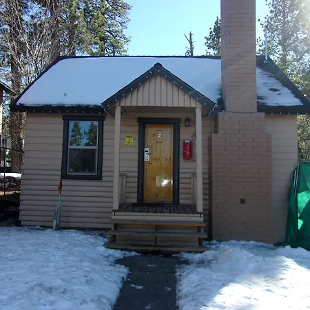 Embers Lodge & Cabins-3