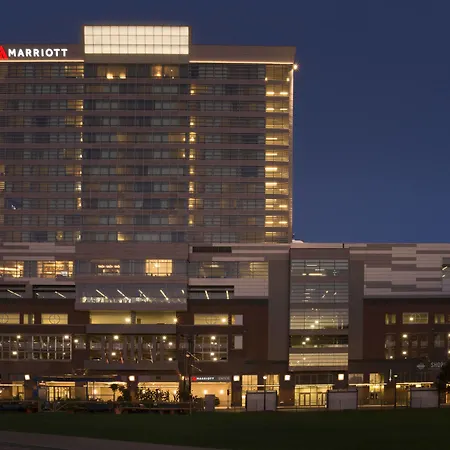 Buffalo Marriott At Lecom Harborcenter-2