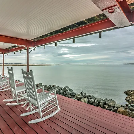 Lighthouse Club Hotel-3