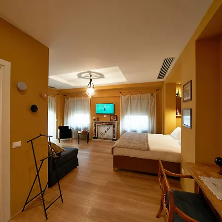 Rarity Suites-3