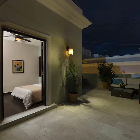 Decanter Hotel-3