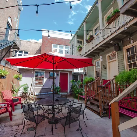 Auberge Nola Travelers House-2