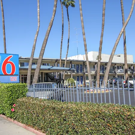 Motel 6 San Diego, Ca Airport Harbor-3