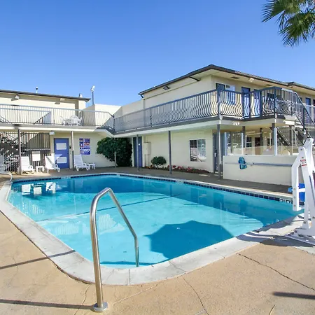 Motel 6 San Diego, Ca Airport Harbor-2
