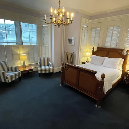 Brasswood Inn-3