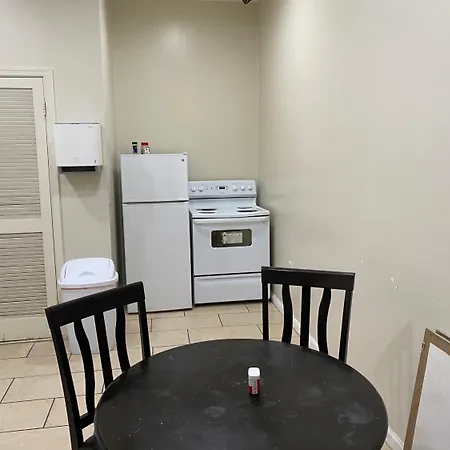 Dc International Hostel 1-3