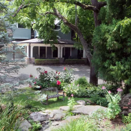 Black Walnut B&B Inn-2
